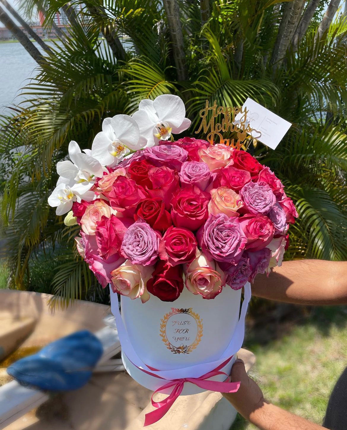 Large Rose Hat Box